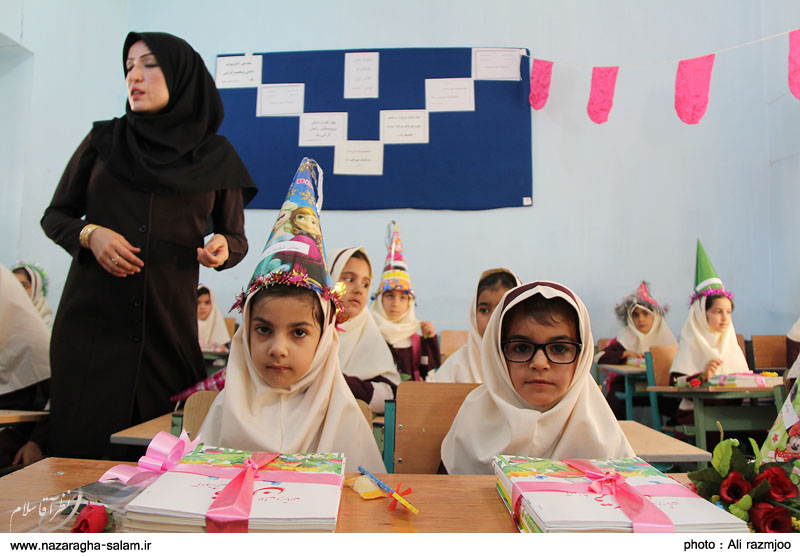 جشن کلاس اولی های دبستانه دخترانه شهید رزمجو نظرآقا به روایت تصویر