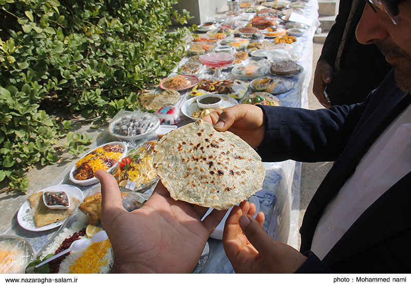 تصاویری از جشن تکلیف و جشنواره غذاهای محلی در دبستانه دخترانه شهید رزمجو